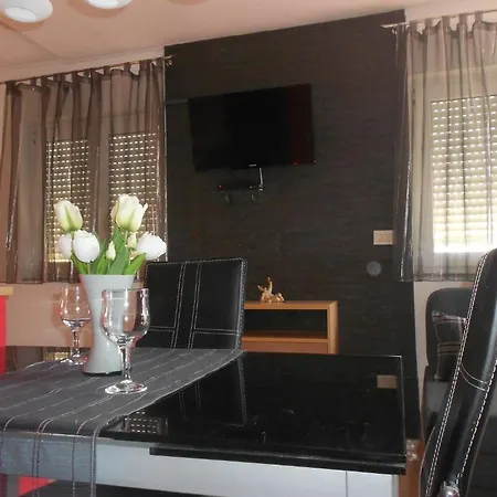 Palladium Center Apartment