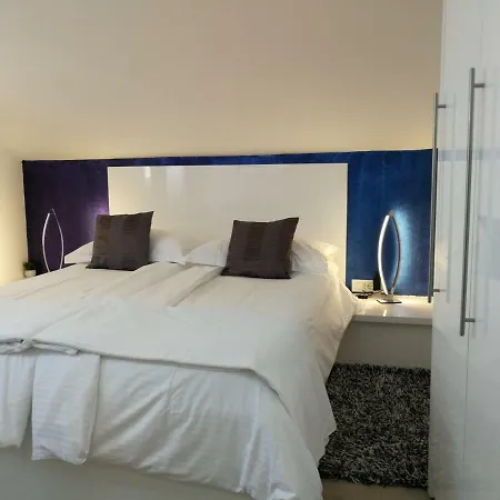 Palladium Center Макарська