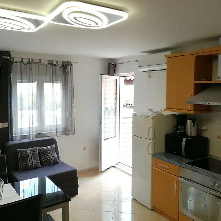 Palladium Center Apartment Makarska